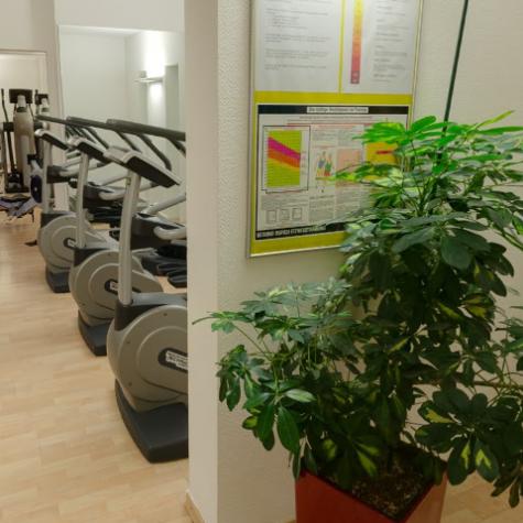 Body Up Sendling Eingang zu den Geräten