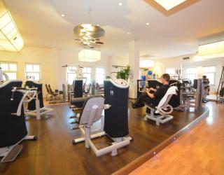 Innenansicht Body Up Fitnessstudio Ottobrunn 