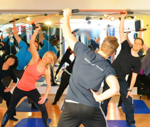Schauen Sie sich unseren umfangreichen Kursplan im Body Up Fitnessstudio München Sendling an. 