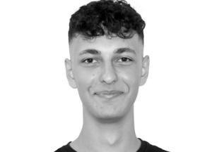 Empfangsmitarbeiter Enes Ars