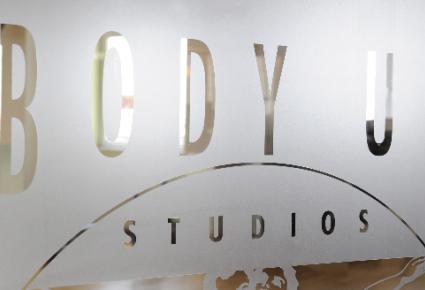 Body Up Schriftzeichen